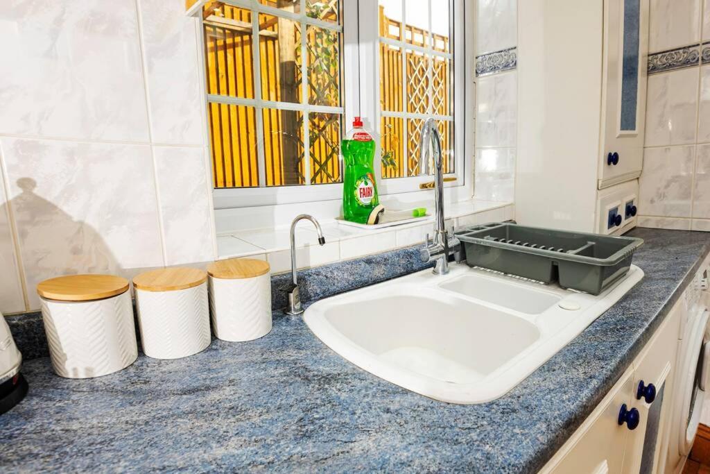 Comfy Home- Coley Park Ридинг Экстерьер фото